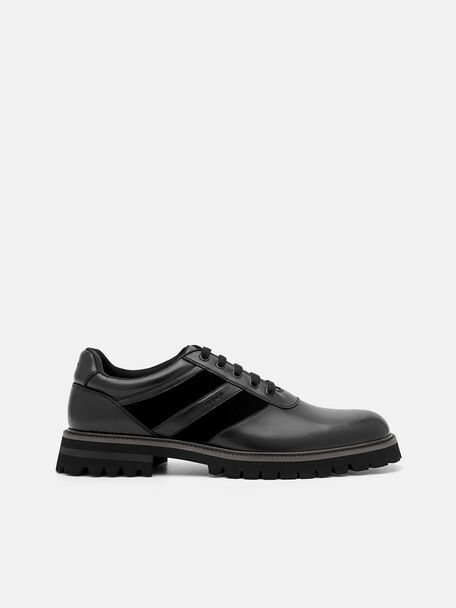 Sepatu Oxford Kulit Striker, 