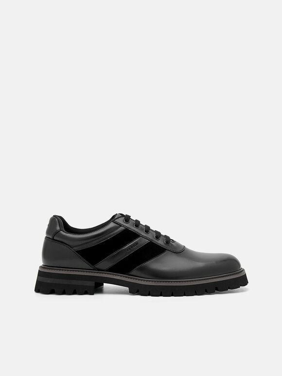 Sepatu Oxford Kulit Striker, 