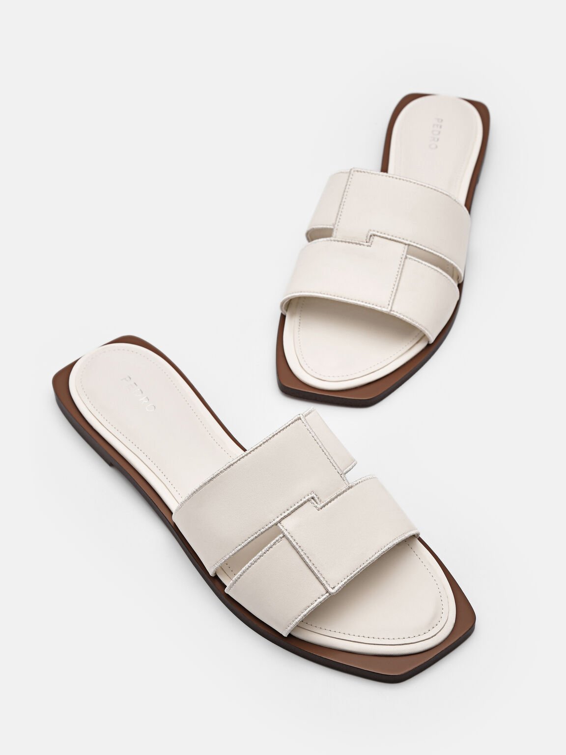 Iza Flat Sandals, 