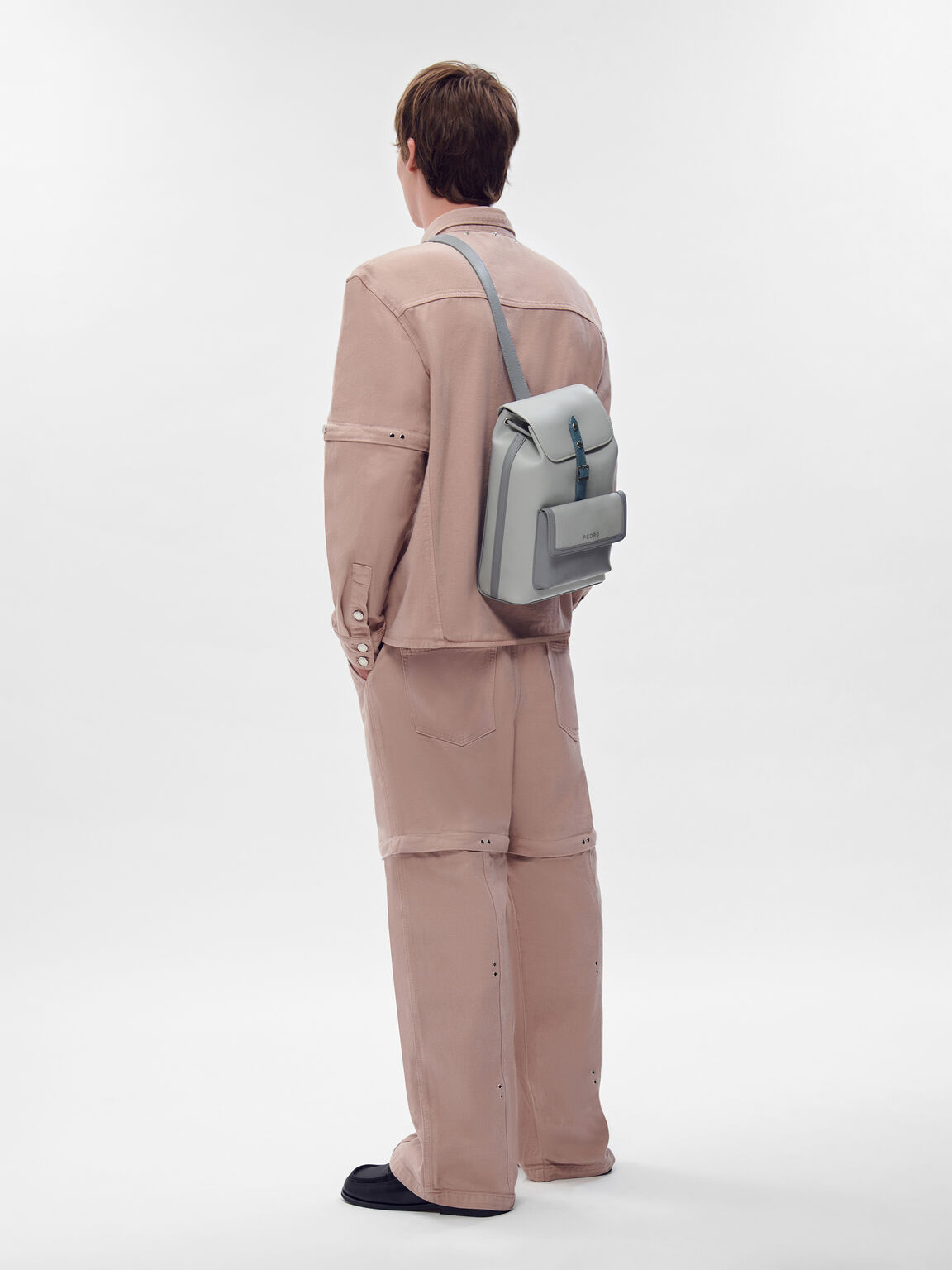 Tas Selempang Jones, 