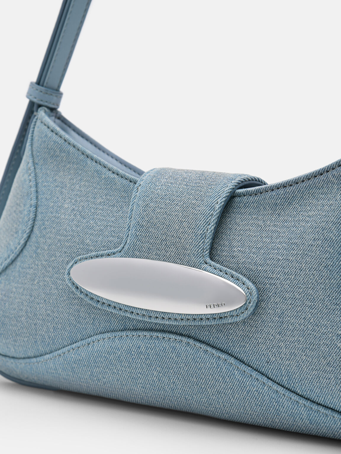 Tas Bahu Dione, 