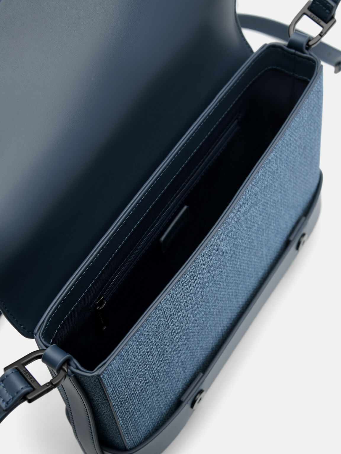 Connor Sling Bag, Navy