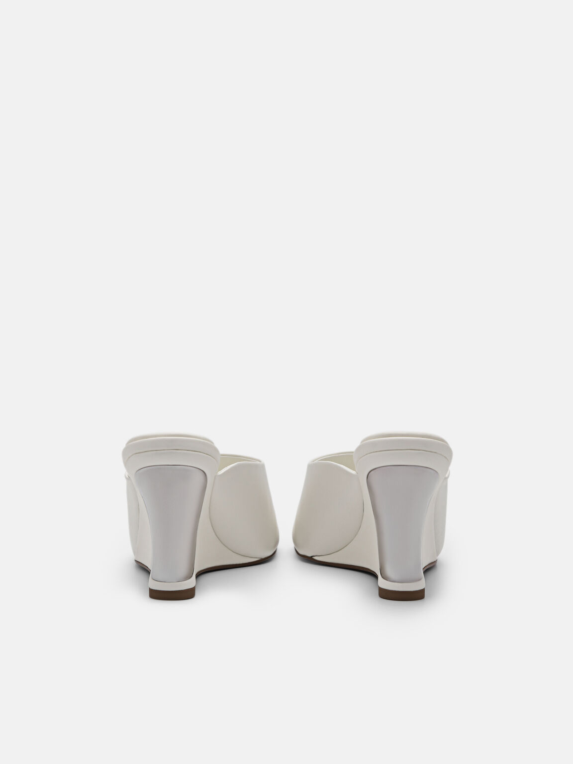 Sandal Wedge Kulit Oriana, 