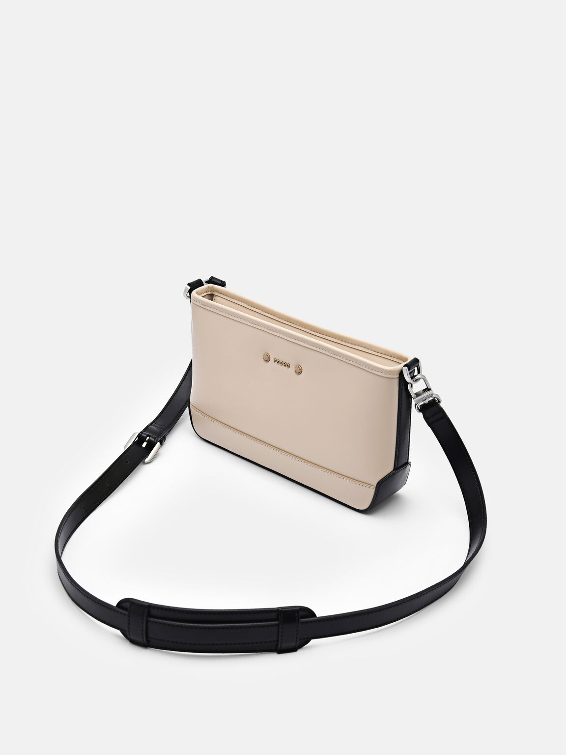 Tas Selempang Luc, 