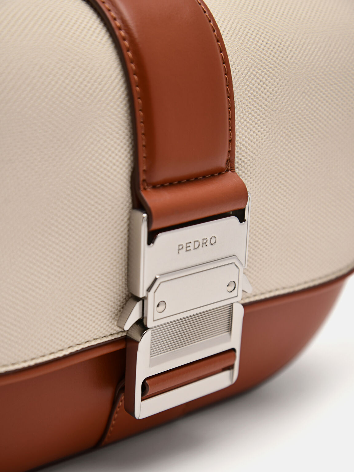 Kane Sling Bag, Cognac