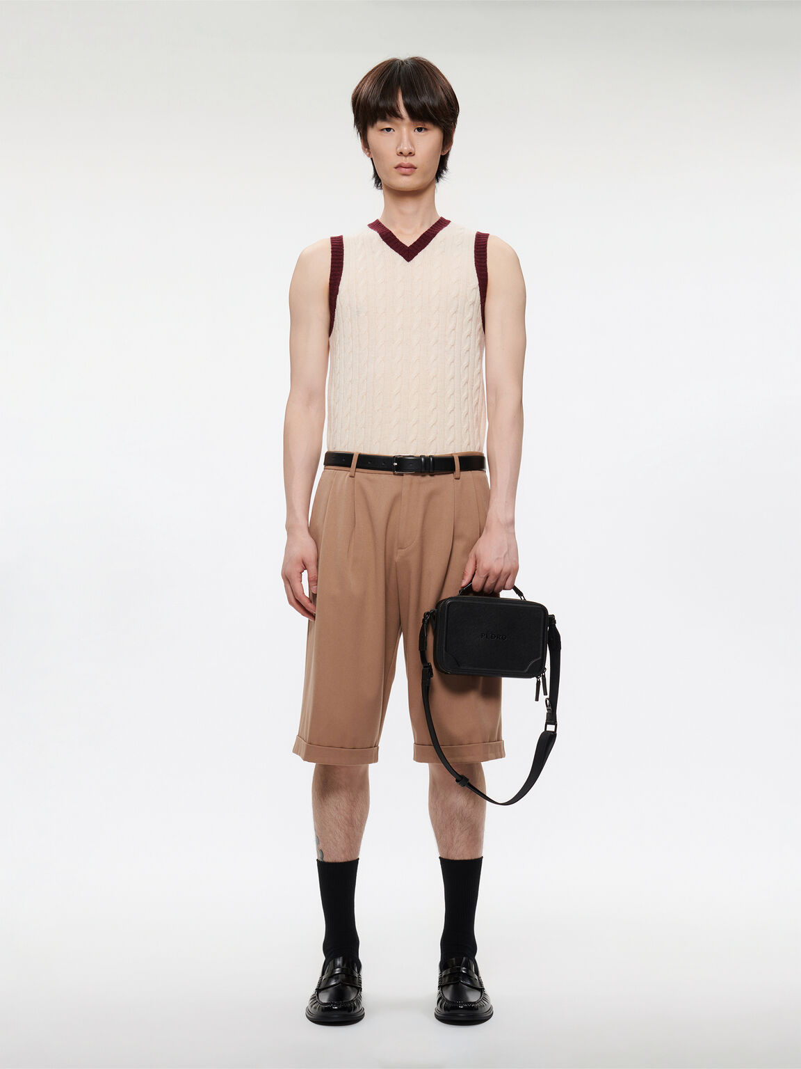 Drew Sling Bag, Black