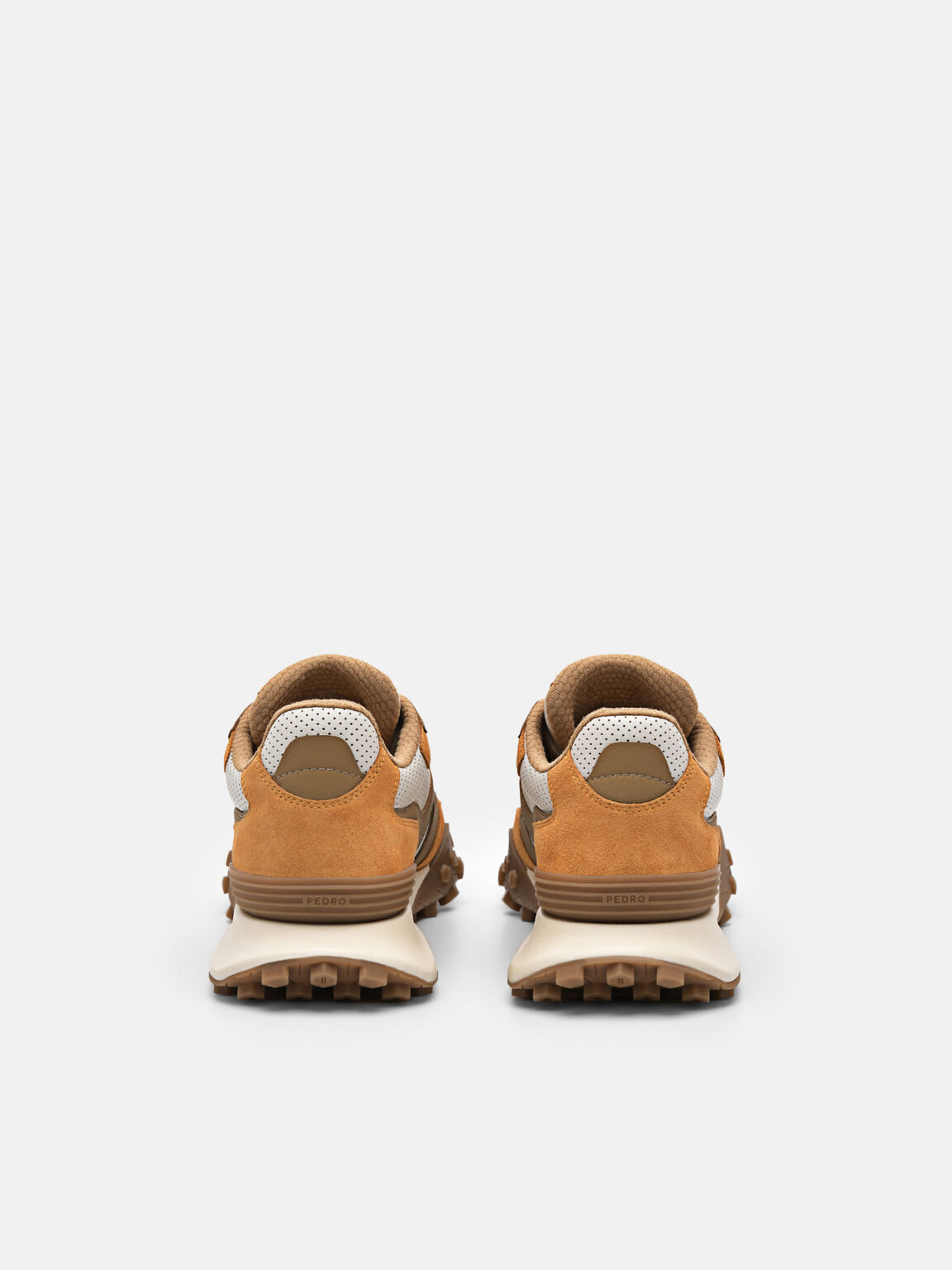 Sepatu Sneakers Suede Node Wanita, 
