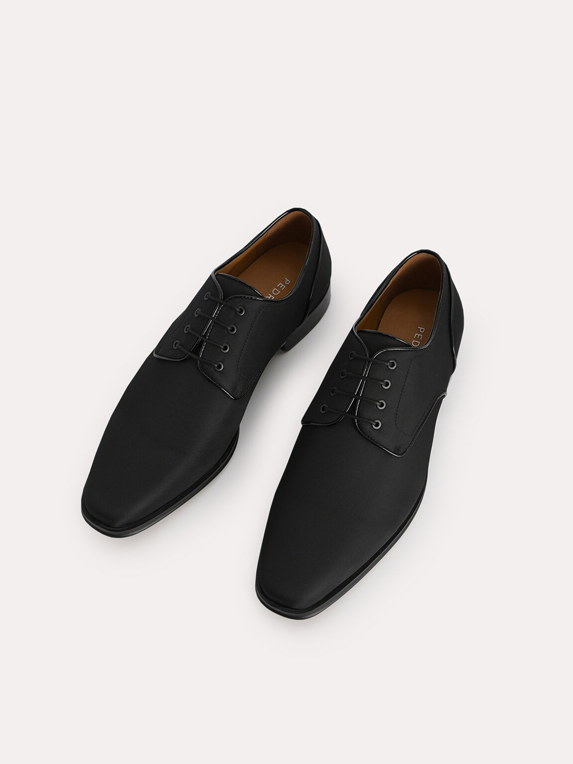 Sepatu Derby Nilon, 