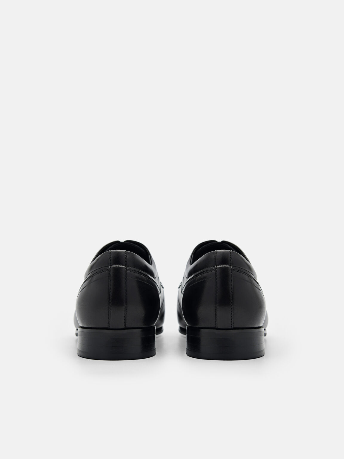 Sepatu Derby Kulit, 