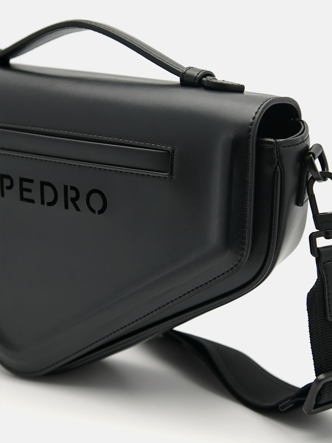 Taper Sling Bag, Black