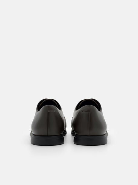 Sepatu Derby Kulit dengan Efek Burnish, , hi-res