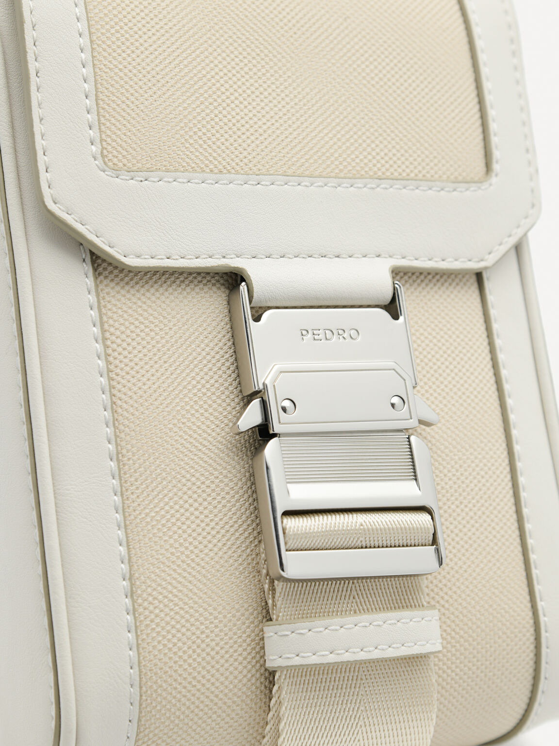 Sling Bag Track, 