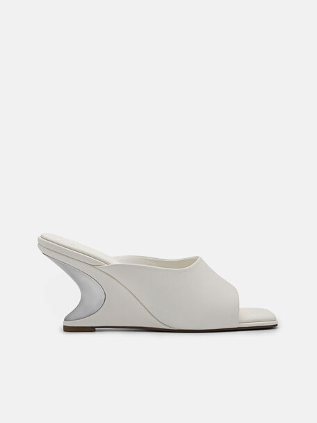 Sandal Wedge Kulit Oriana, 