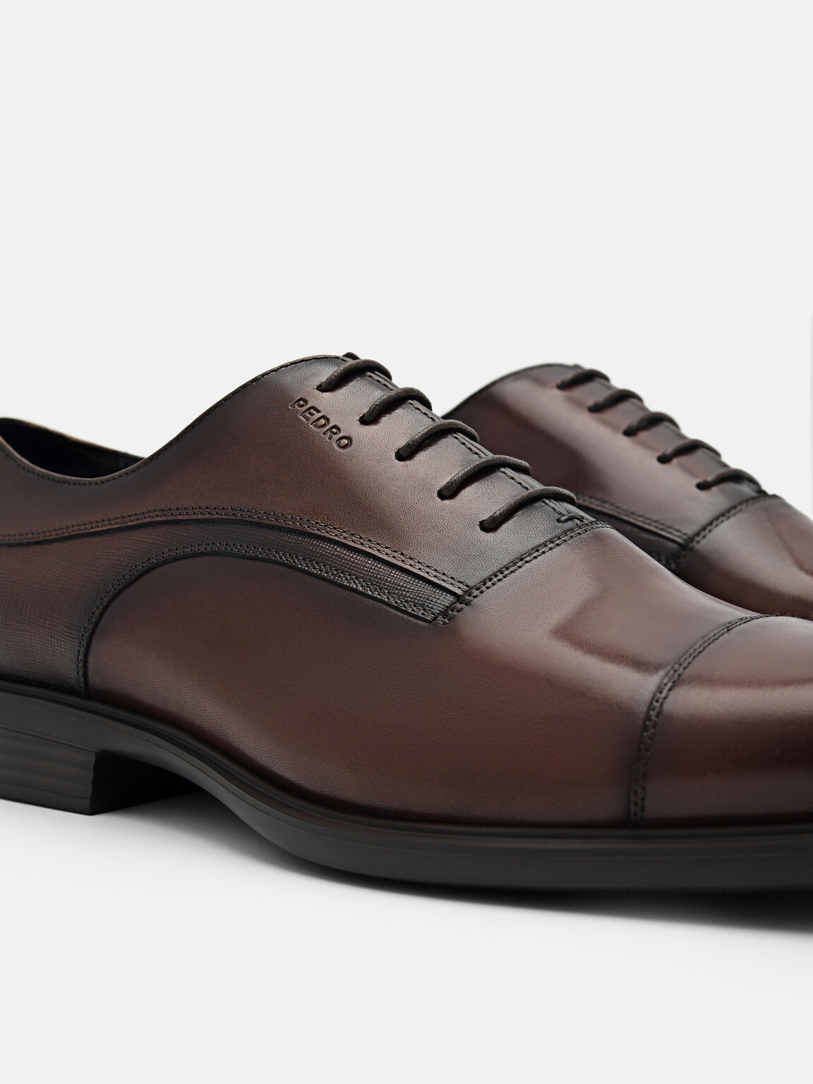 Altitude Lightweight Saffiano Leather Oxford Shoes, 