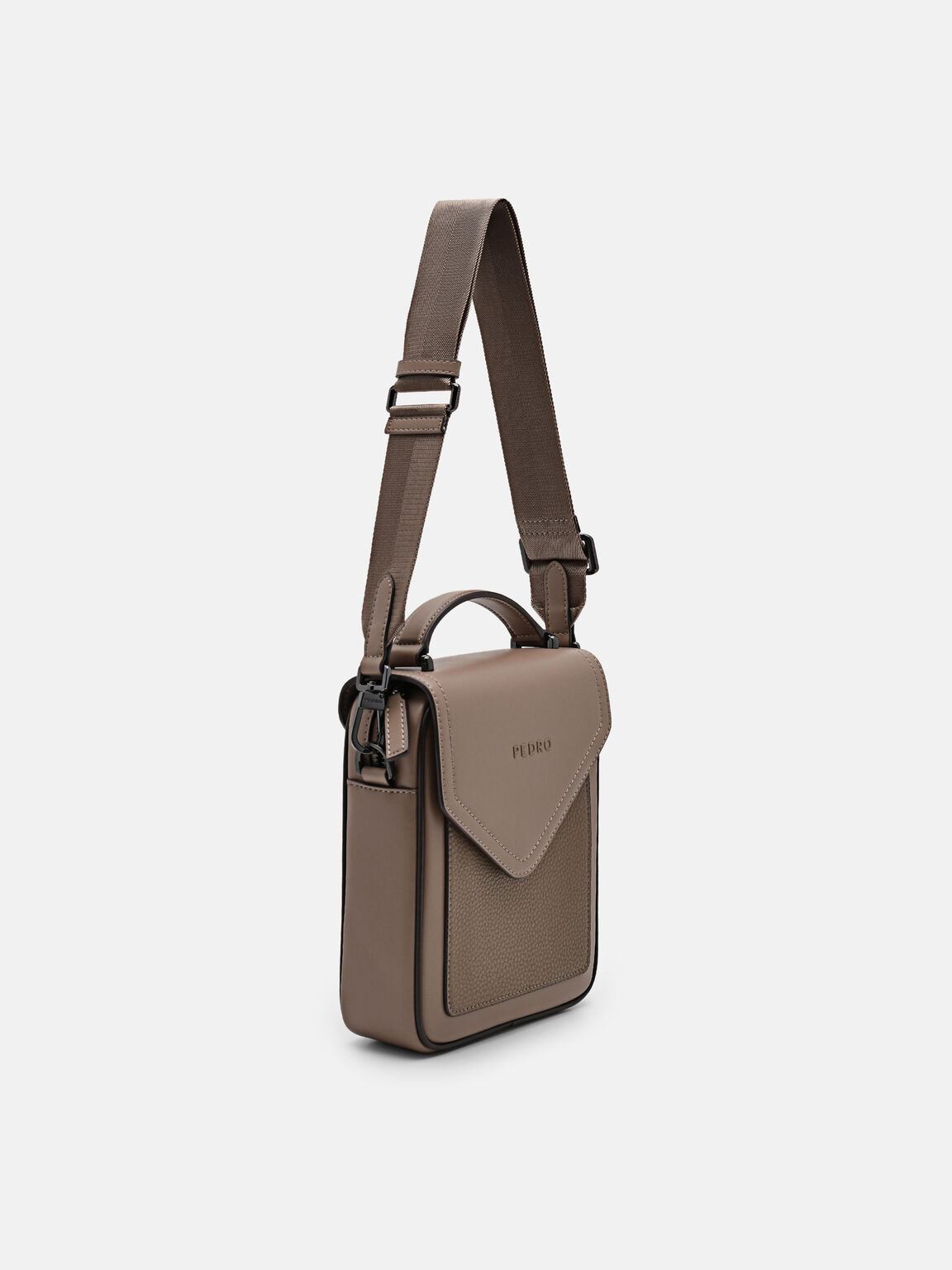 Tas Selempang Tinggi Lancip, 