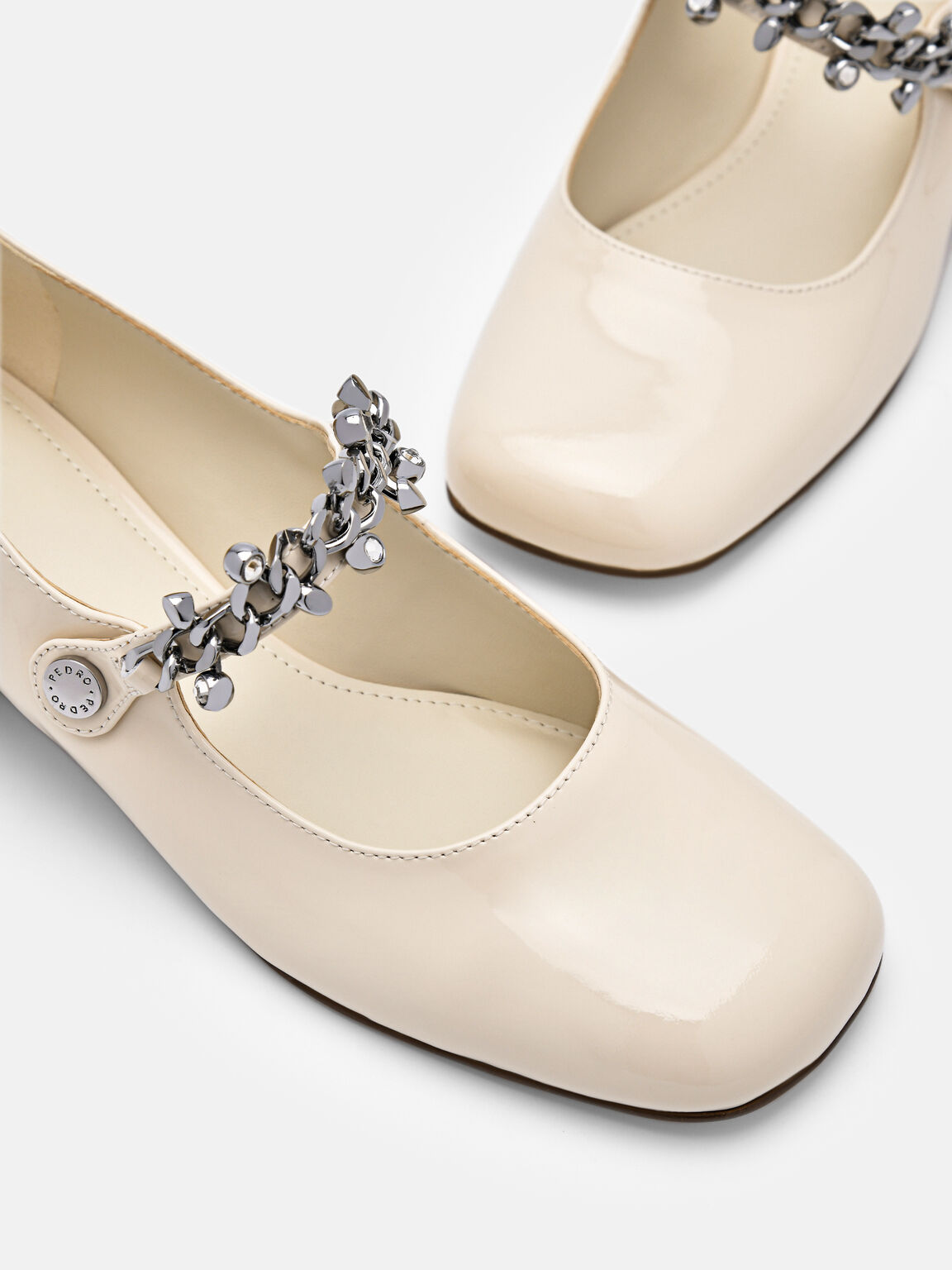 Sepatu Mary Jane Kulit Cami, 