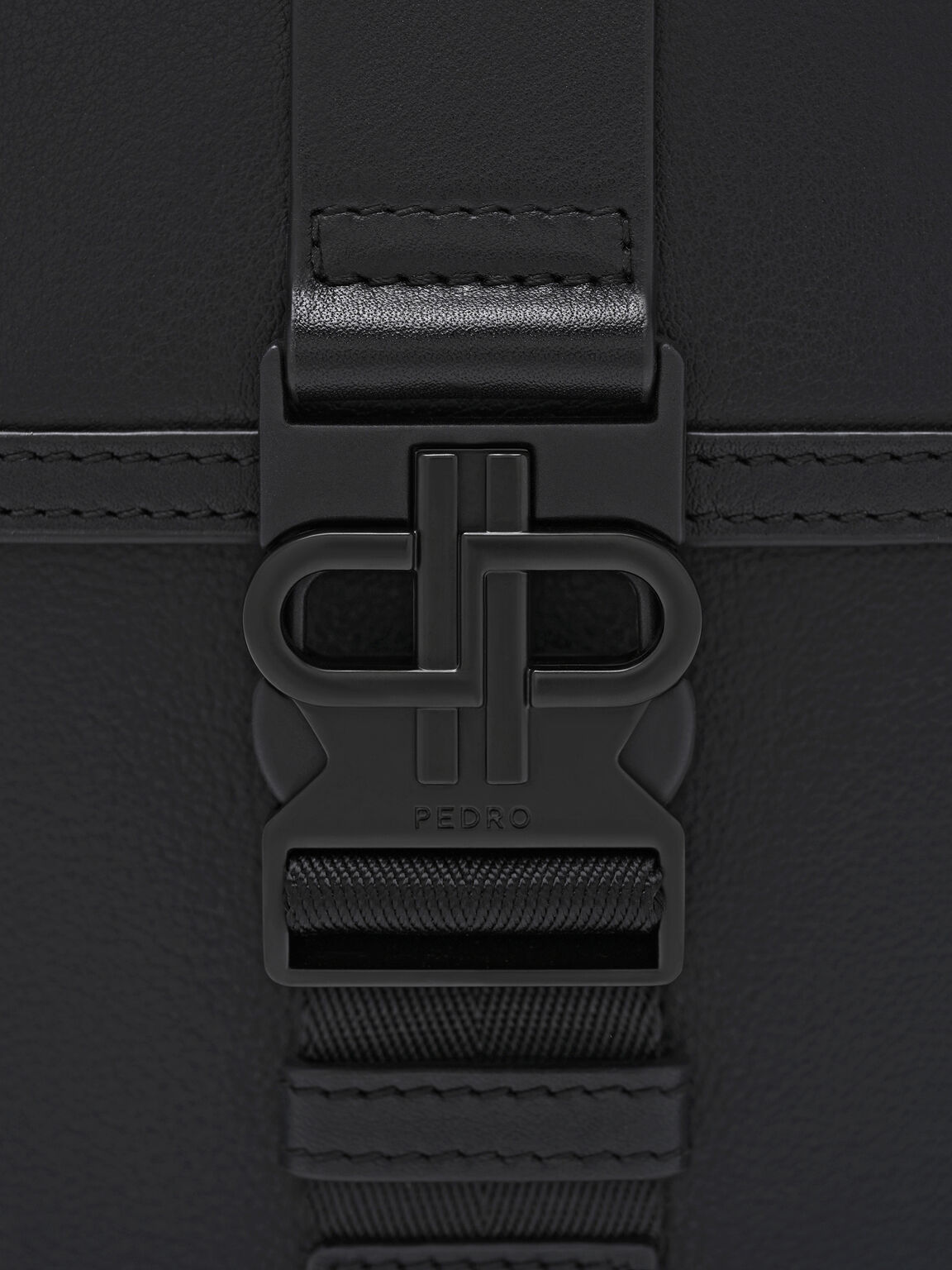 Tas Sling Kulit Tex, 