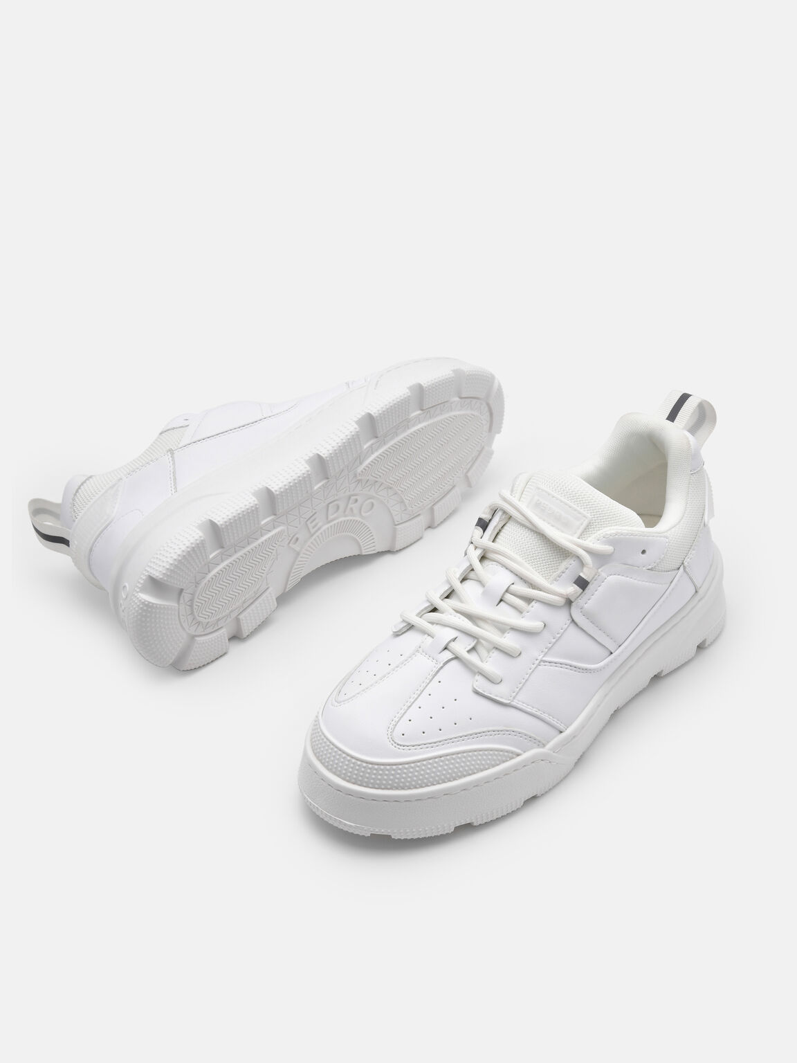 Sepatu Olahraga Arc Court Wanita, 
