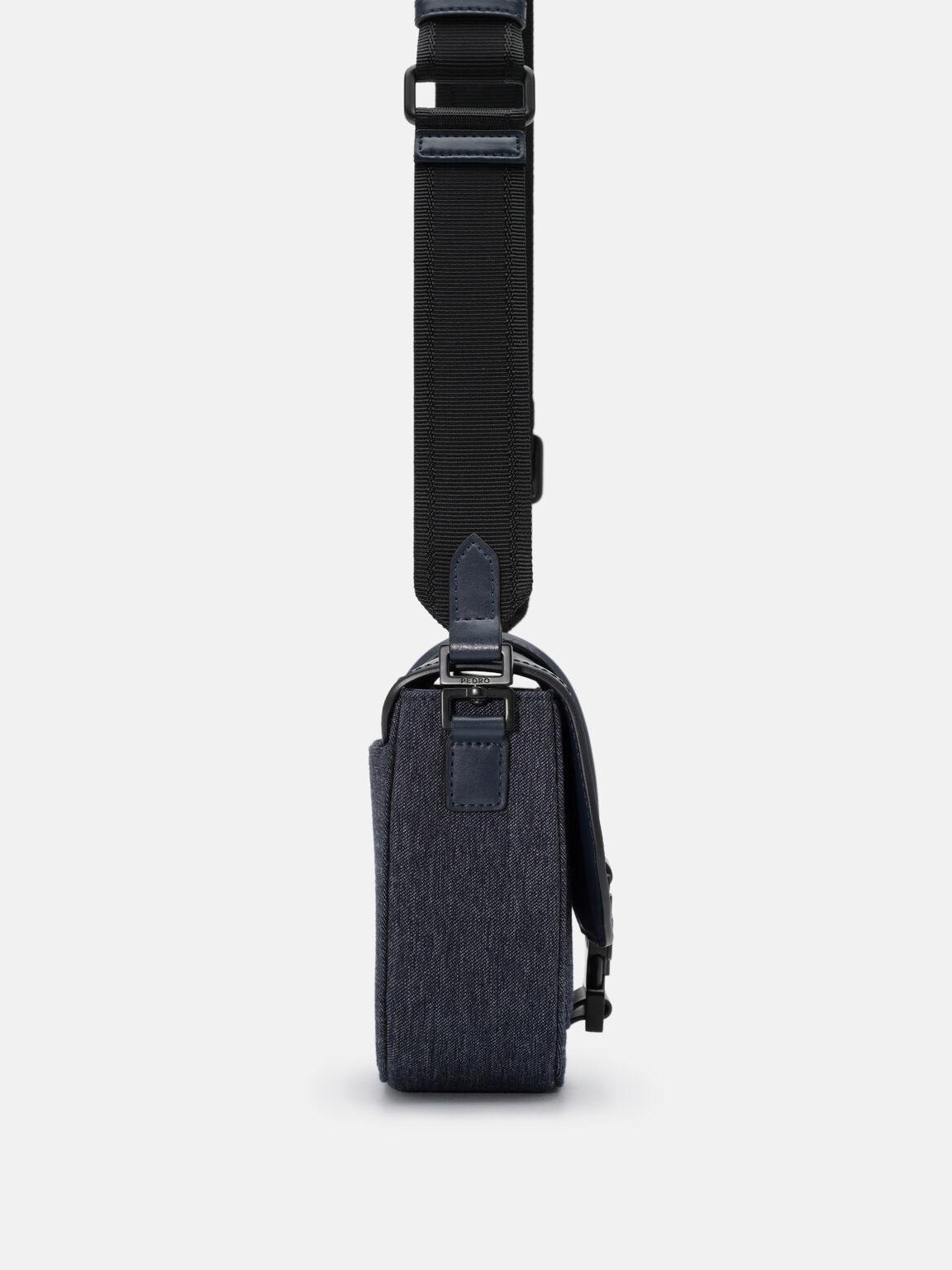 Tas Selempang Kulit Tex, 