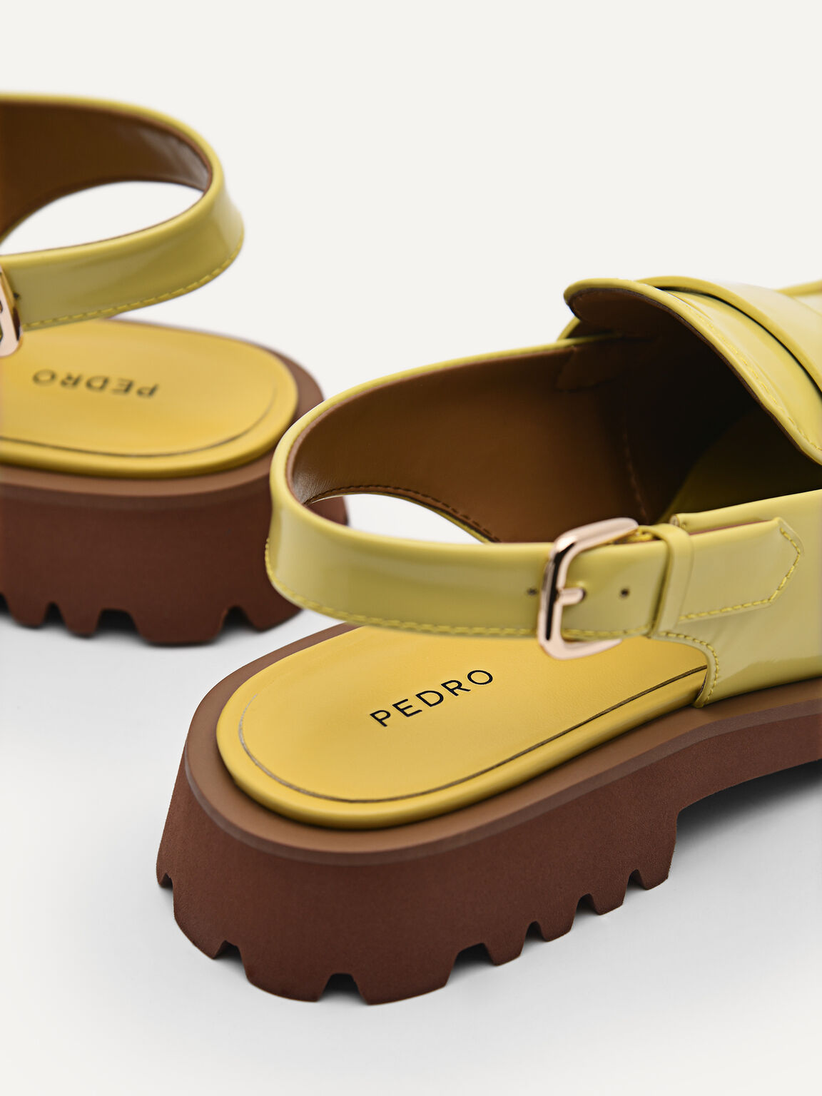Mules Loafer Tebal Grapnel, 