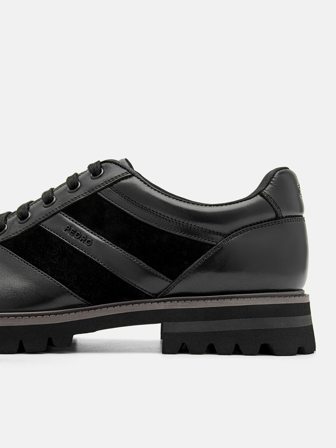 Sepatu Oxford Kulit Striker, 