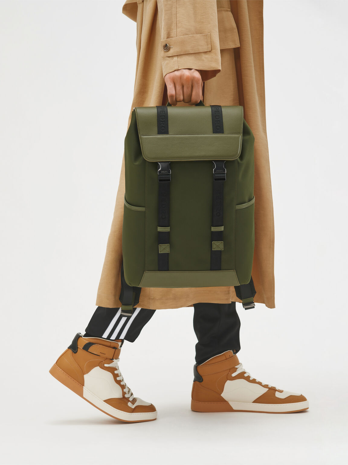 Stride Sneakers, 