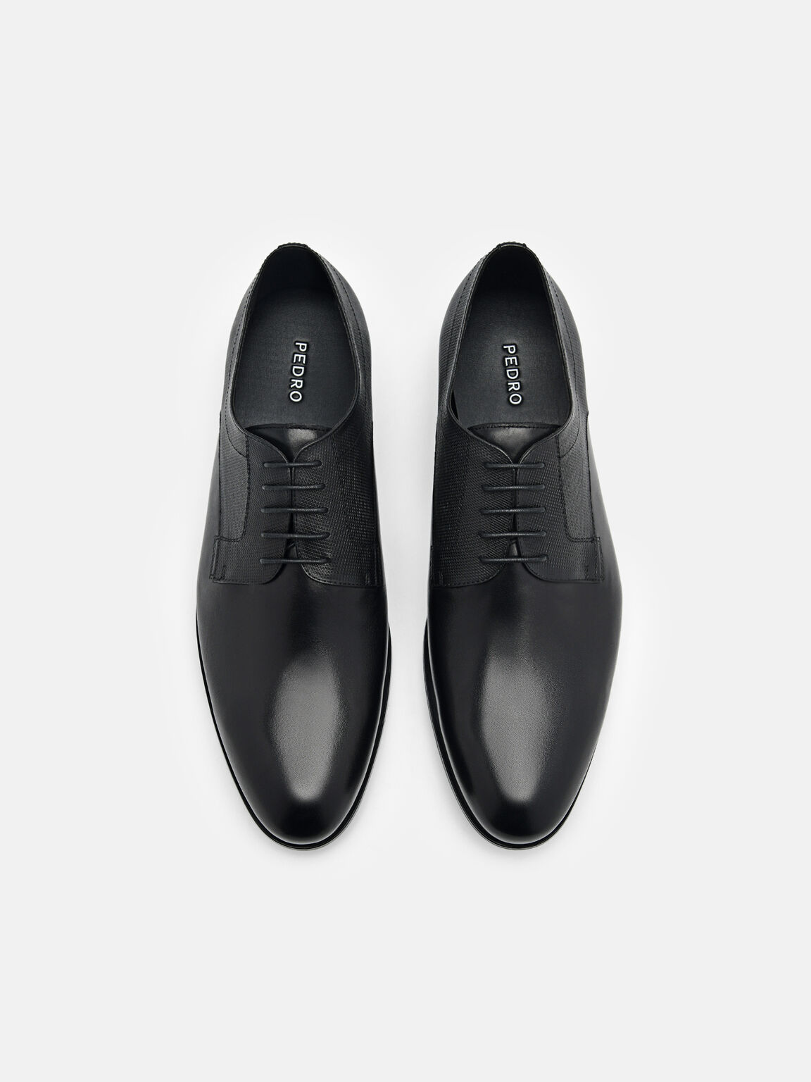 Sepatu Derby Kulit Saffiano, 