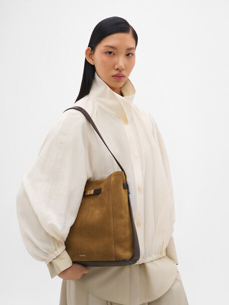 Jatte Belt Leather Bucket Bag, , hi-res