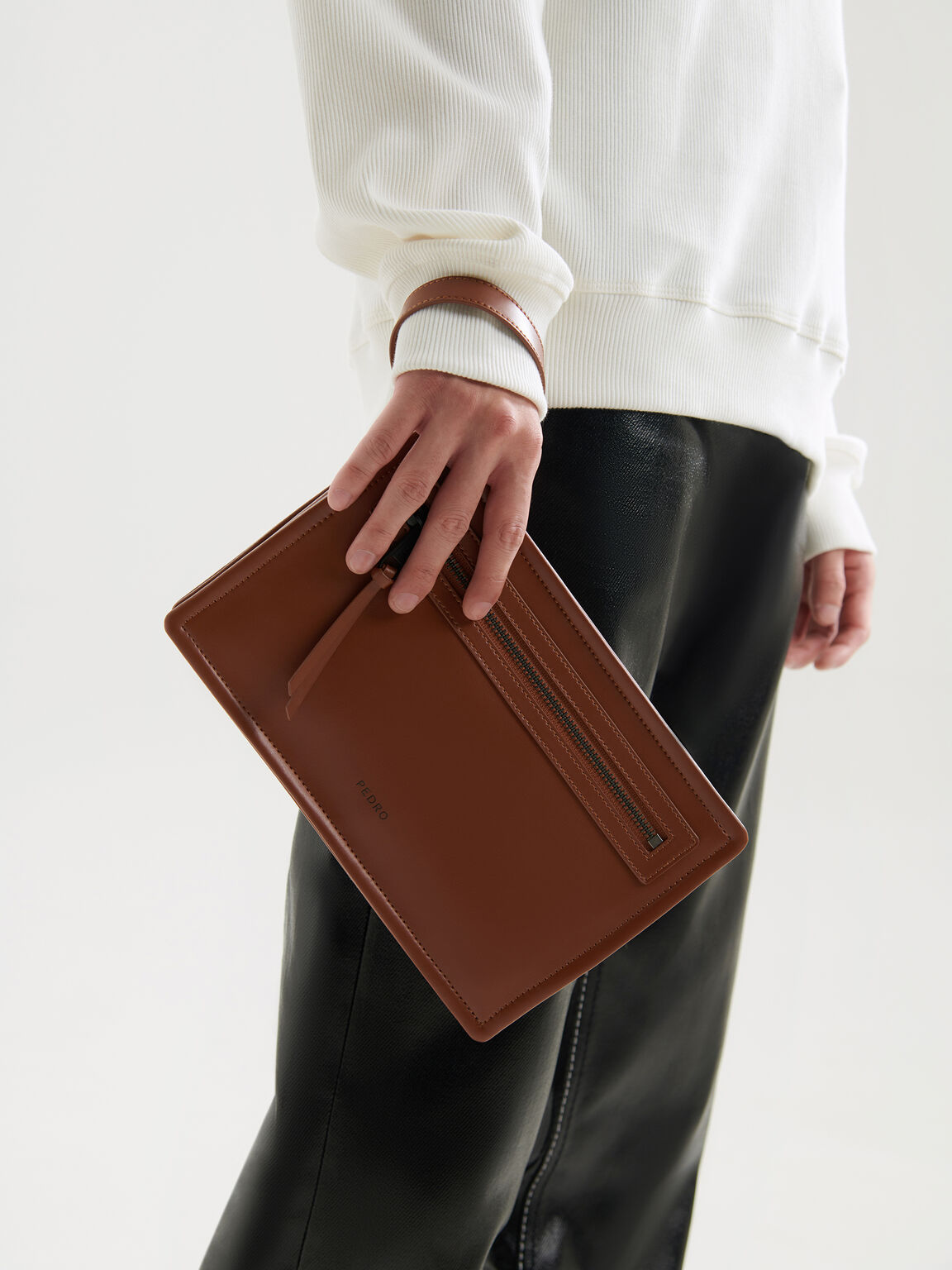 Tas Clutch Kasten, 